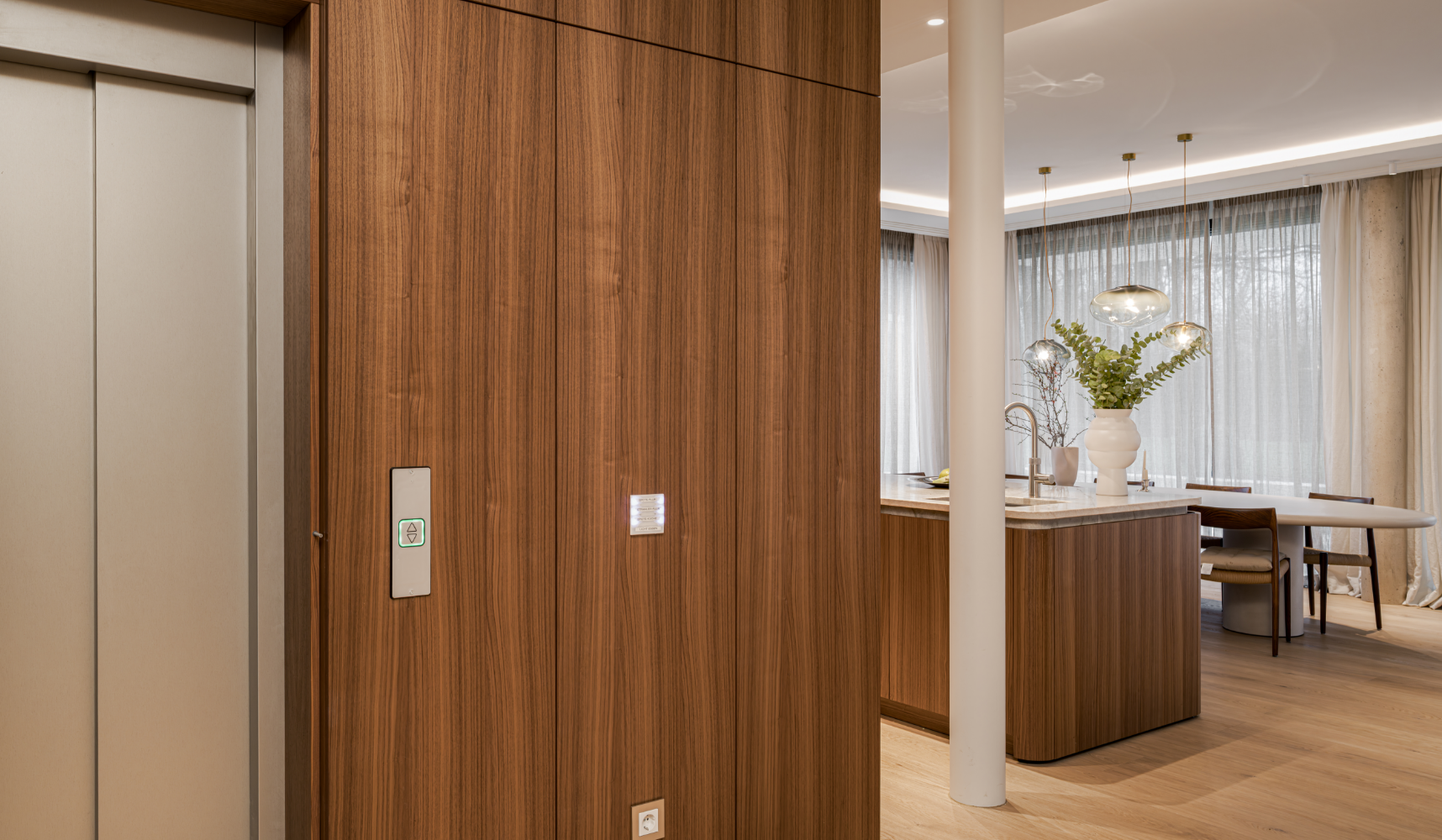 Kategorie: Architekturfotografie | Ort: München-Bogenhausen | Jahr: 2025 | Client: Dross&Schaffer | Name: Okan Sayan | Motiv: 03