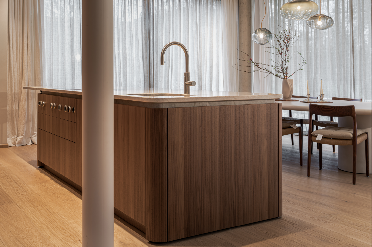 Kategorie: Architekturfotografie | Ort: München-Bogenhausen | Jahr: 2025 | Client: Dross&Schaffer | Name: Okan Sayan | Motiv: 07